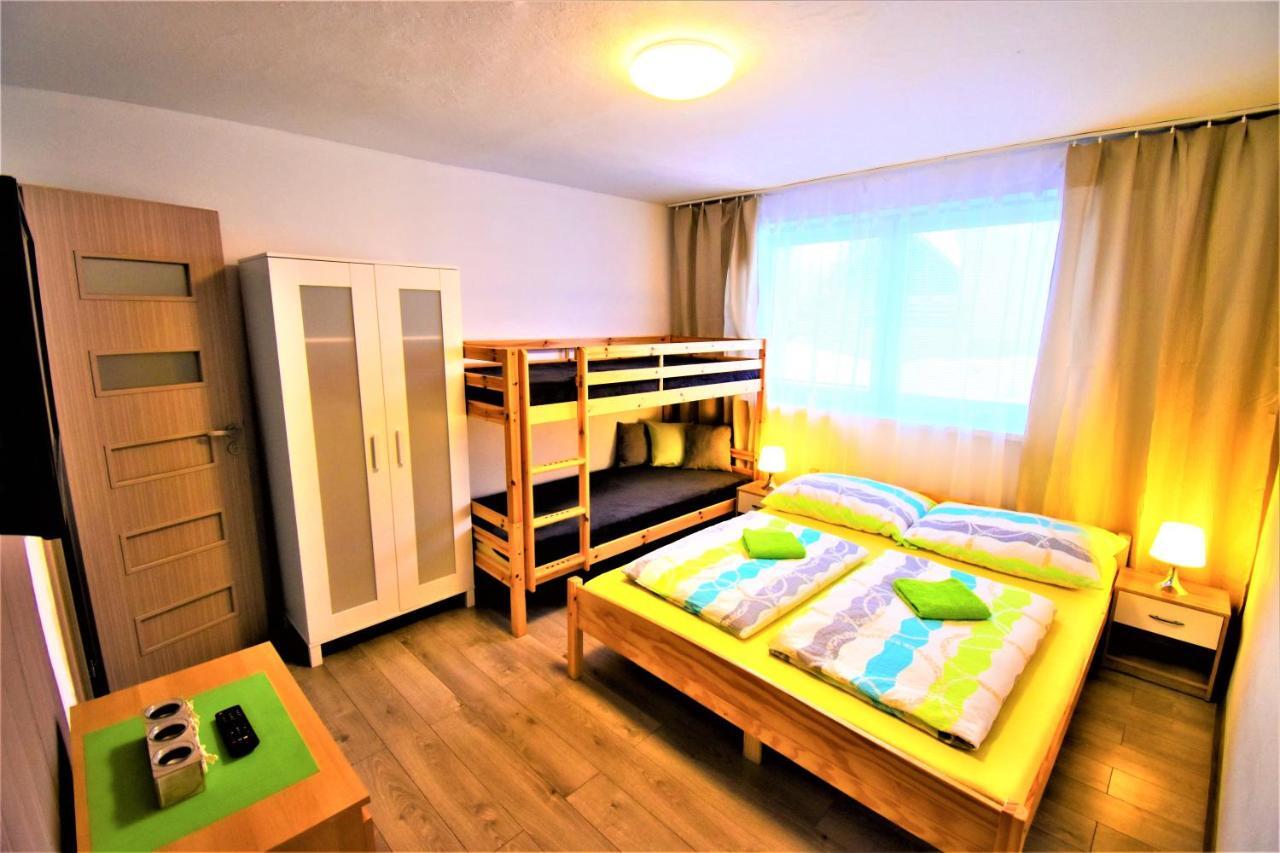 Penzion Privat Siesta Otel Liptovský Mikuláš Dış mekan fotoğraf